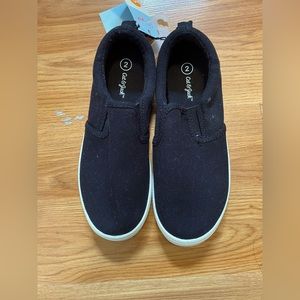 Cat &Jack size 2 casual shoes